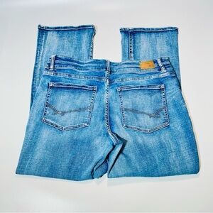 BKE jeans Gabby Curvy Fit High Rise Bootcut jeans stretchy blue women size 34